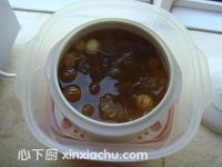 桂圓蓮子銀耳羹的家常做法第6步圖片步驟 m.xalove.com.cn