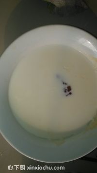 草莓雙皮奶的家常做法第16步圖片步驟 m.xalove.com.cn