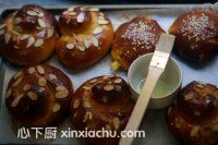 甜咸南瓜包的家常做法第12步圖片步驟 m.xalove.com.cn