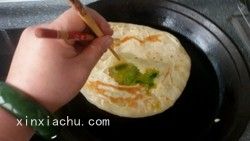 雞蛋灌餅的家常做法第8步圖片步驟 m.xalove.com.cn